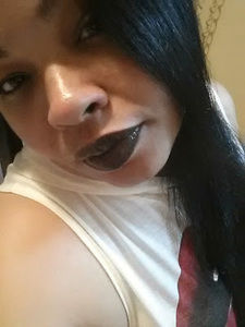 Meet your Posher, Aida